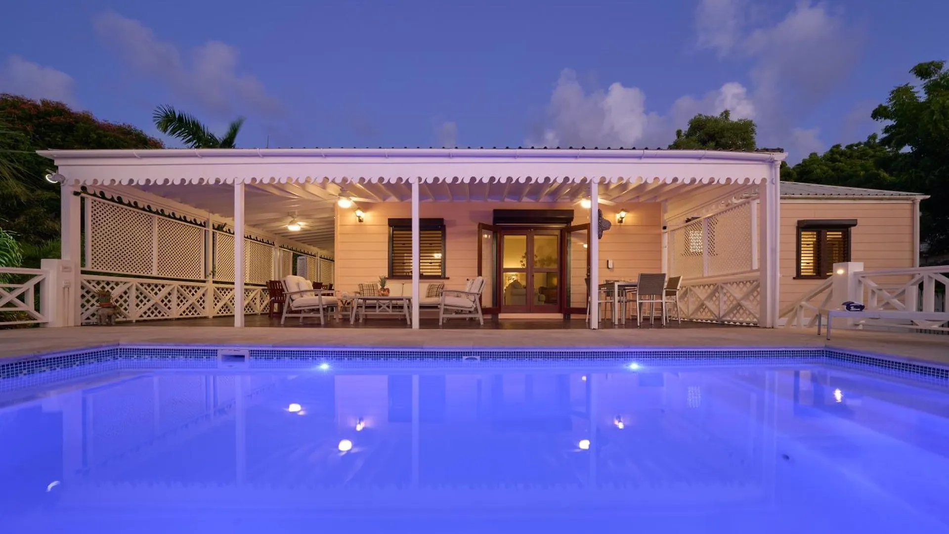 Rare 3 Bedroom Ocean View Villa With Private Pool Dickenson Bay